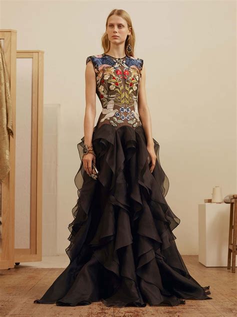 precios vestidos alexander mcqueen|Alexander McQueen .